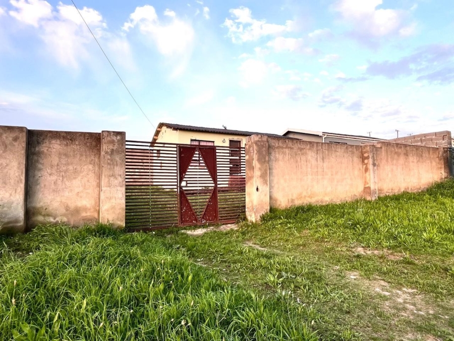 2 Bedroom Property for Sale in Mdantsane Eastern Cape